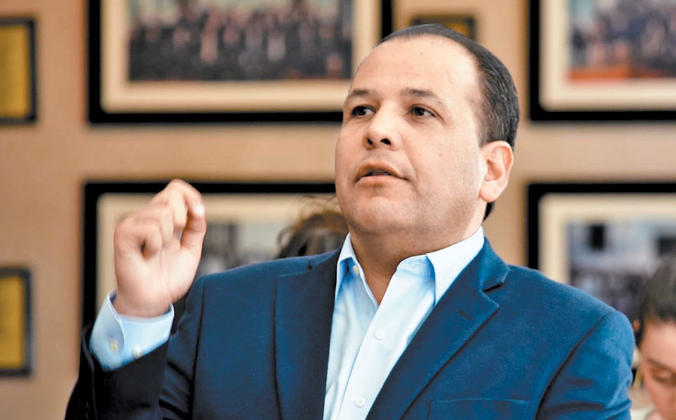 Que aclare Secretario de Gobierno quiénes son los diputados que venden su voto: Omar Bazán