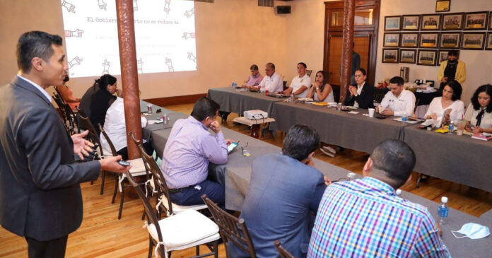 CAPACITAN-A-MUNICIPIO-EN-GOBIERNO-ABIERTO