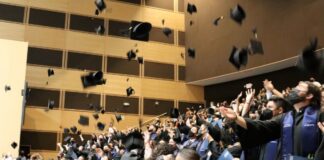 SE-GRADUAN-ALUMNOS-DE-LA-UPCH