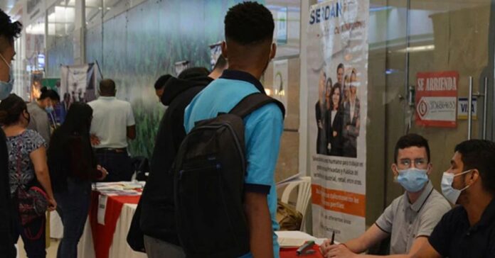 FERIA-DE-EMPLEO-CHIHUAUA-2022