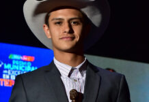 Gana vaquero chihuahuense de 18 años campeonato mundial de rodeo