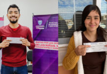 Entregan 2 mdp en becas a madres y padres solteros