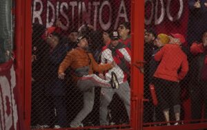 Cancelan partido de la Copa Sudamericana en Argentina por violencia en las gradas 1 2 h7DqtVYPm CAFE CIUDADANO