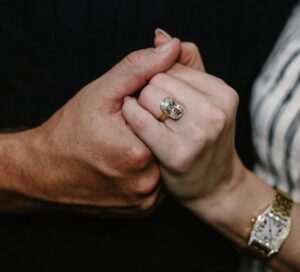 ¡Swifties hay boda! Taylor Swift anuncia su compromiso con Travis Kelce 1 Imagen de WhatsApp 2025 08 26 a las 11.47.25 212a3f57 CAFE CIUDADANO