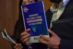 Presenta Maru Campos estrategia para ampliar cobertura de Gas Natural en Chihuahua 1 Imagen de WhatsApp 2025 11 06 a las 14.00.01 94c209c8 CAFE CIUDADANO