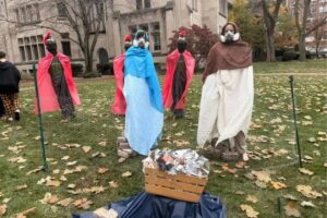 Pesebre “custodiado” por ICE y con un Niño Jesús esposado desata polémica 1 Imagen de WhatsApp 2025 12 09 a las 09.43.57 7726d8f9 CAFE CIUDADANO