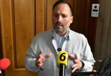 Santiago De la Peña confirma que asistirá a movilización en apoyo a Maru Campos