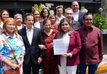Morena denuncia ante la FGR al Alcalde de Monterrey, Adrián de la Garza por caso Next Energy