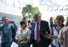 “No doy declaraciones”: Adán Augusto reaparece en el Senado tras semanas de ausencia