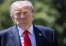 Trump impone aranceles de entre el 10% y el 12.5% a 60 países