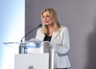“La prosperidad y las oportunidades se construyen entre todos”: Maru Campos