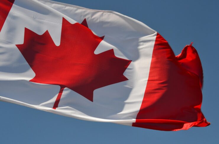 bandera canada aranceles CAFE CIUDADANO