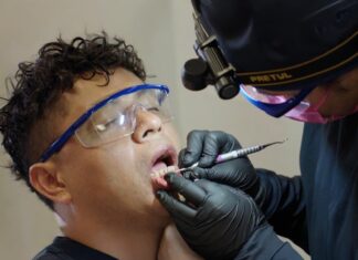 Lleva Jael Argüelles atención dental gratuita a familias de Anapra, Juárez
