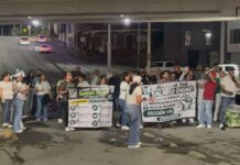 Protestan trabajadores del IMSS Morelos en Chihuahua por salarios y falta de materiales